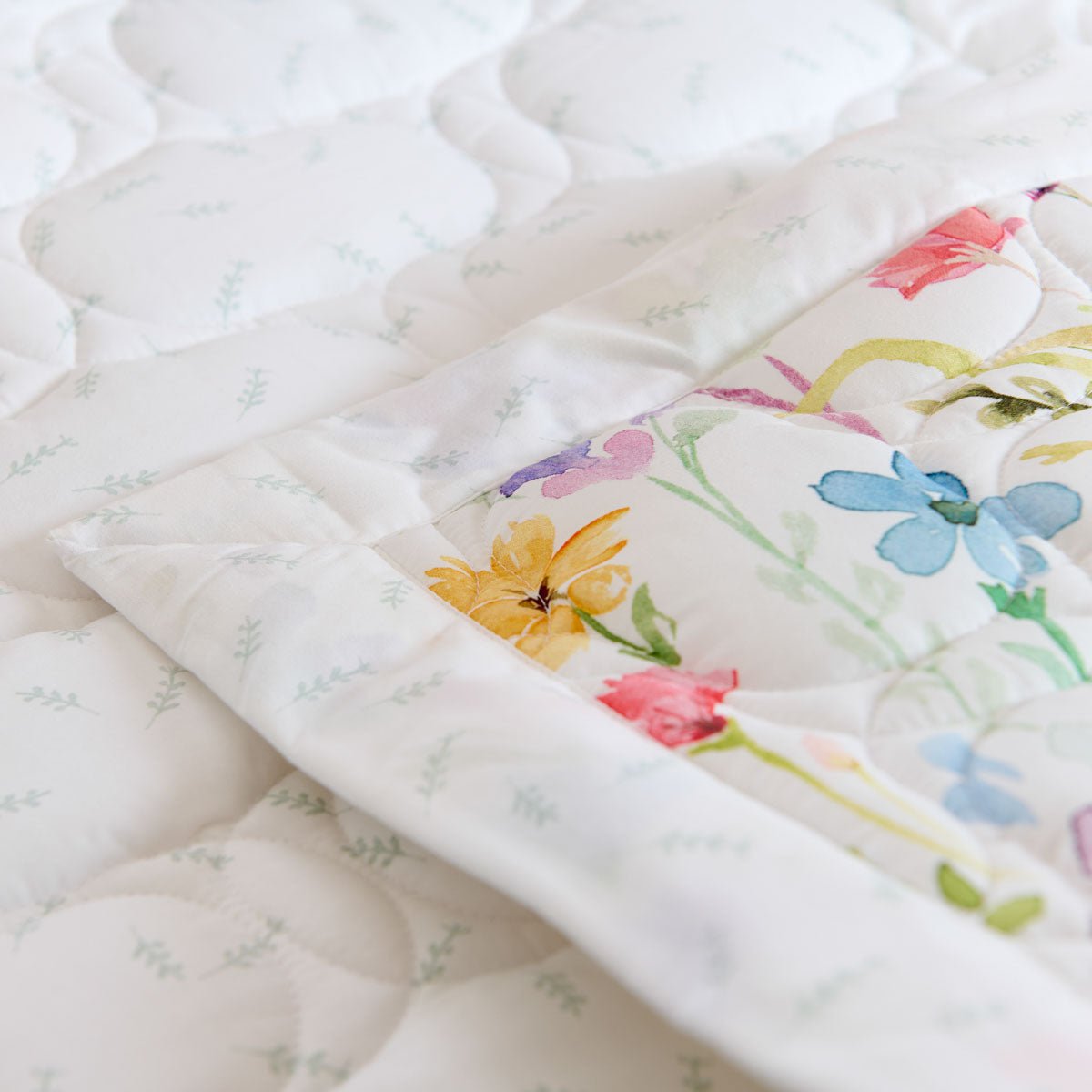 Couvre-lit Matelassé Percale De Coton 80 Fils/cm² - SOPHIE multicolore, TRADITION DES VOSGES