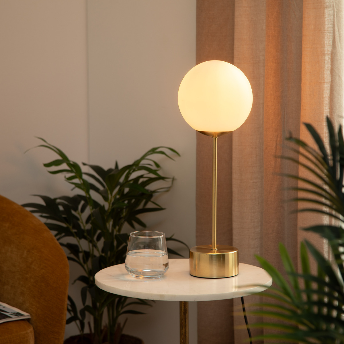 Lampe à poser verre DRIS doré, ATMOSPHERA