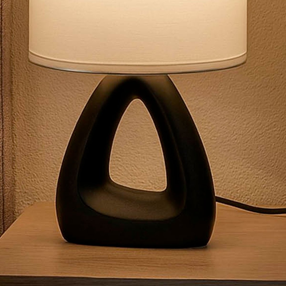 Lampe à poser en céramique noire 17x10x30cm noir, VERSA