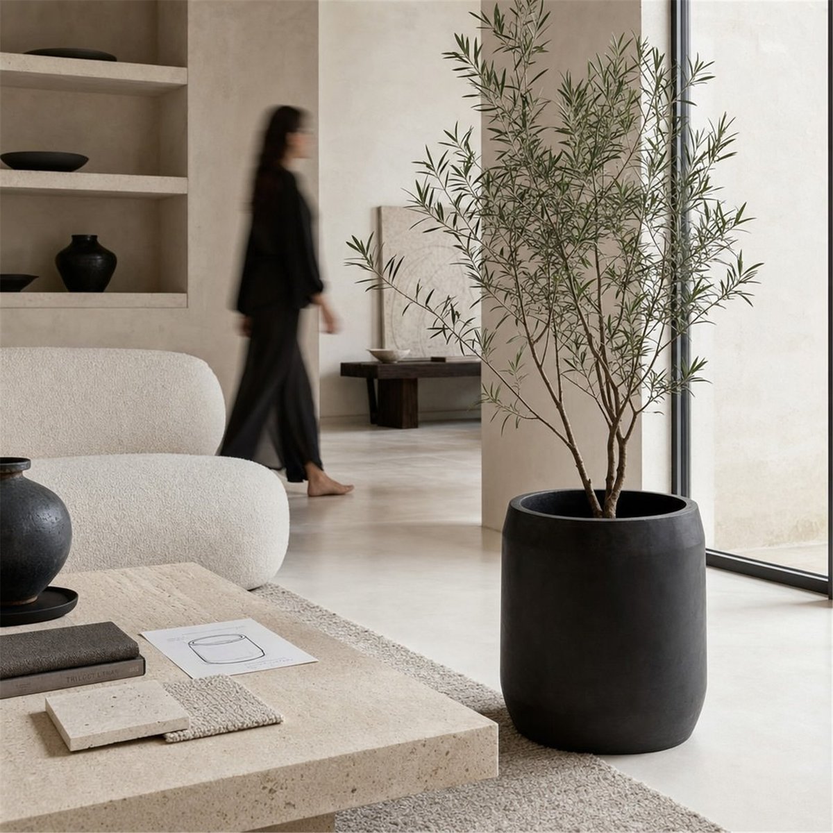 Cache-pot en ciment noir, RECOLLECTION