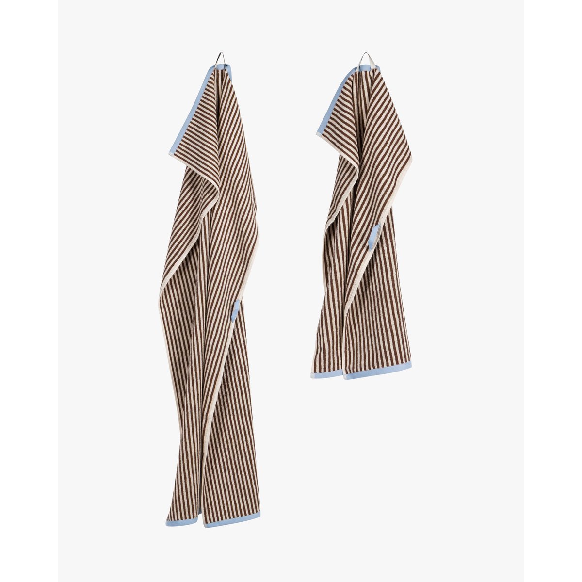Serviette de bain Gobo - coton absorbant, rayures et bord contrasté marron, NOO.MA
