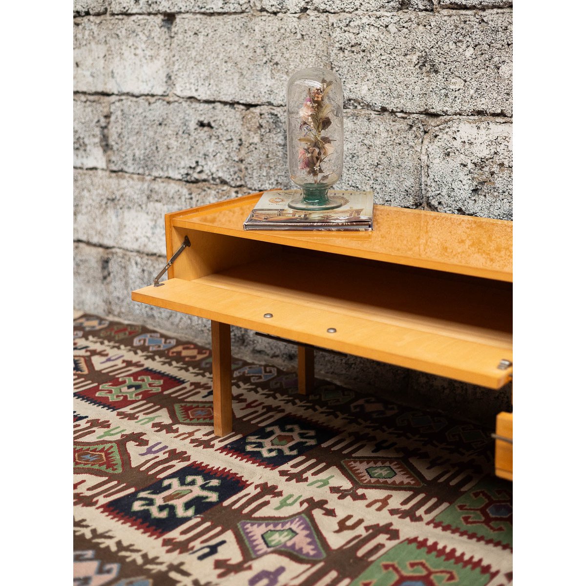 Enfilade asymétrique Margaret N°491 - Bon état bois clair, DEBONGOUT