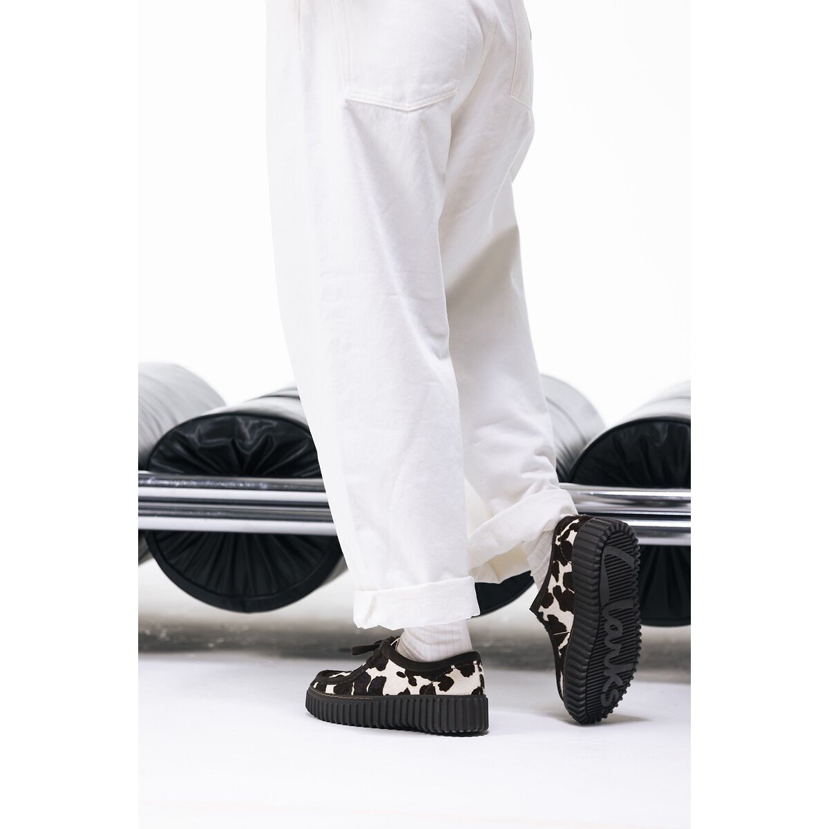 Zapatos de piel, TORHILL BEE, estampado de vaca blanco/marrón, CLARKS