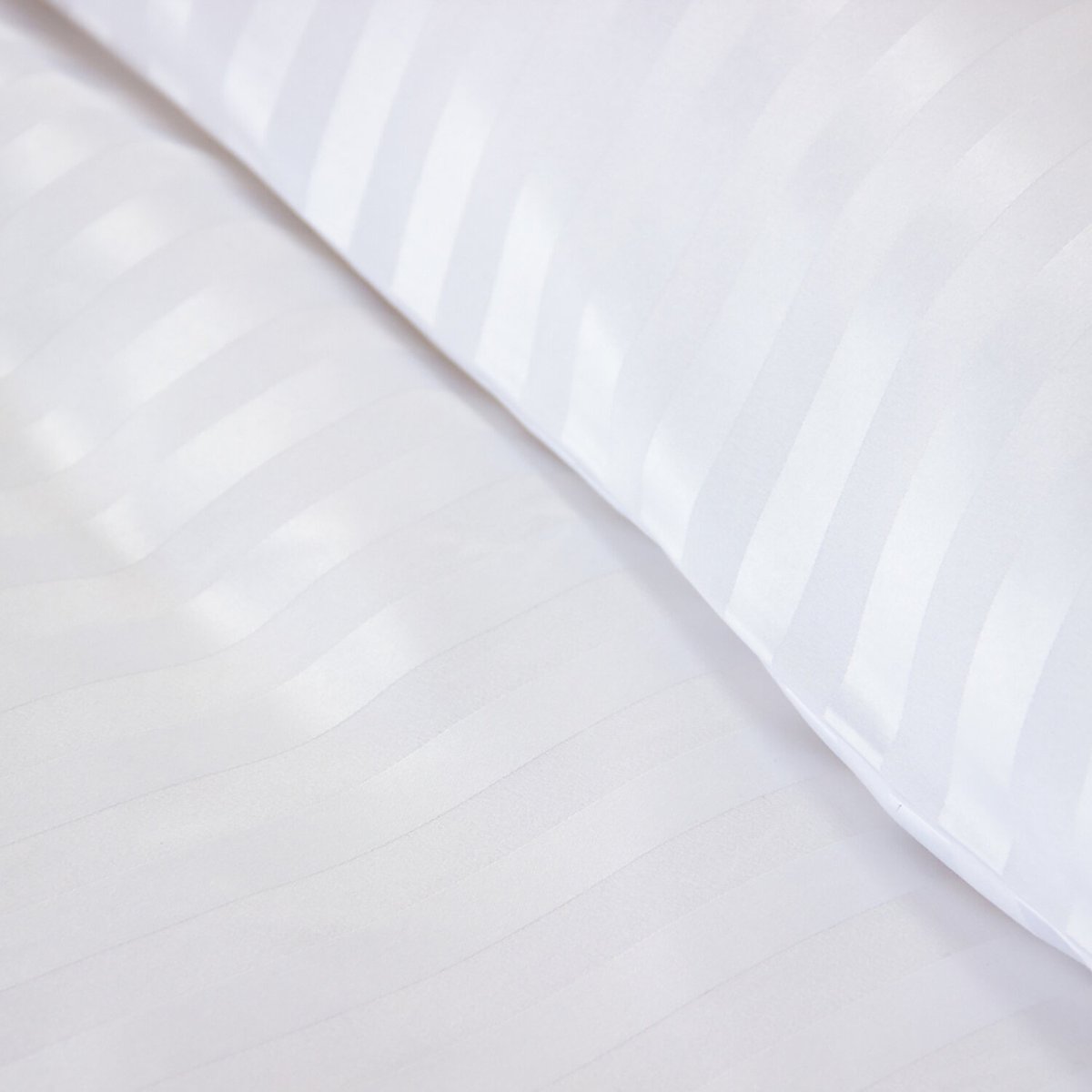 Parure housse de couette en satin de microfibre unie, RAILB blanc, C DESIGN HOME TEXTILE