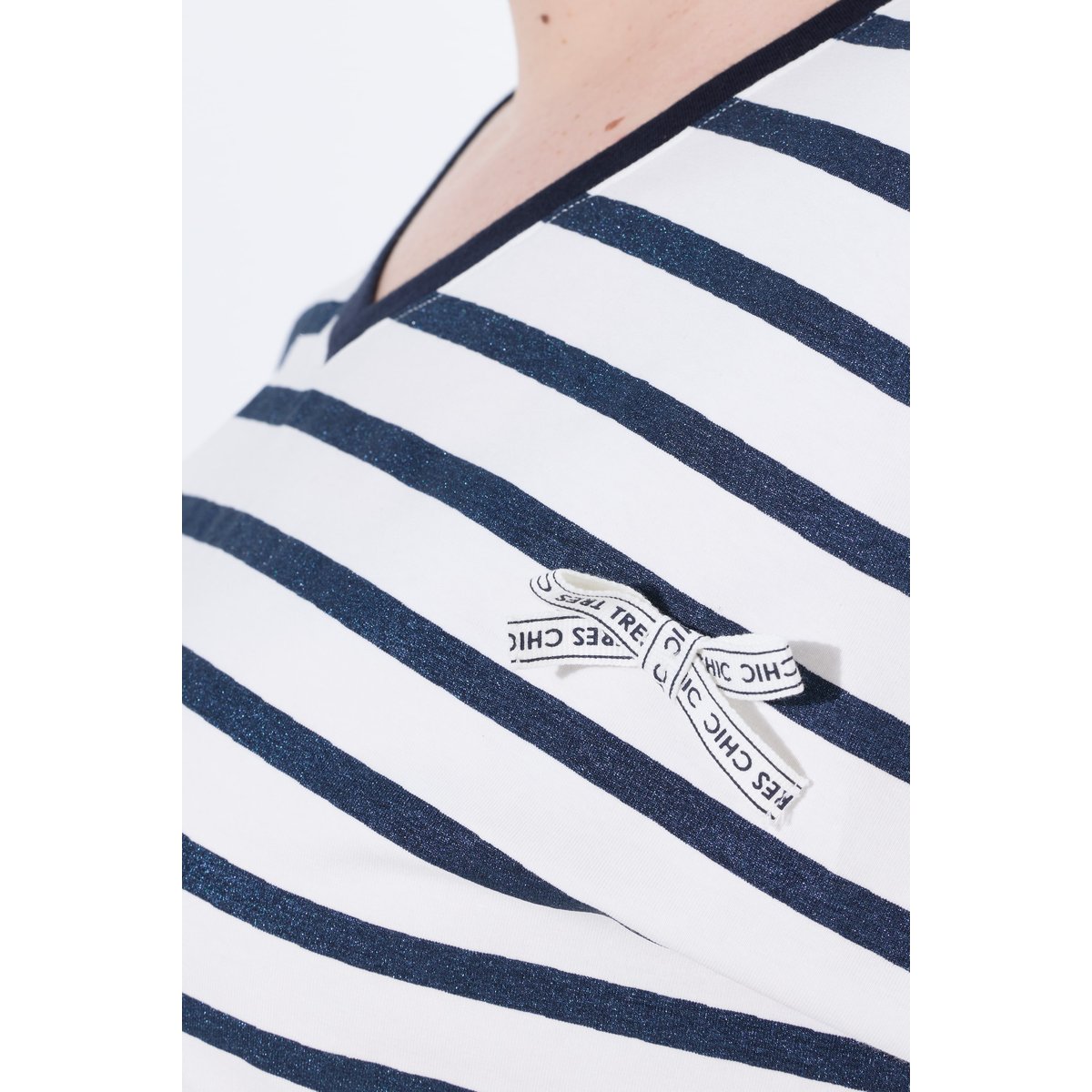 T-shirt, rayures, nœud, col en V marine, ULLA POPKEN