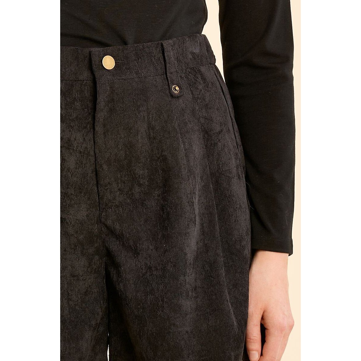 Short en velours noir, MOLLY BRACKEN