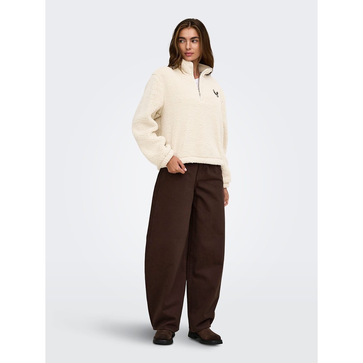 Sherpa half zip sweatshirt with heart on chest beige, ONLY