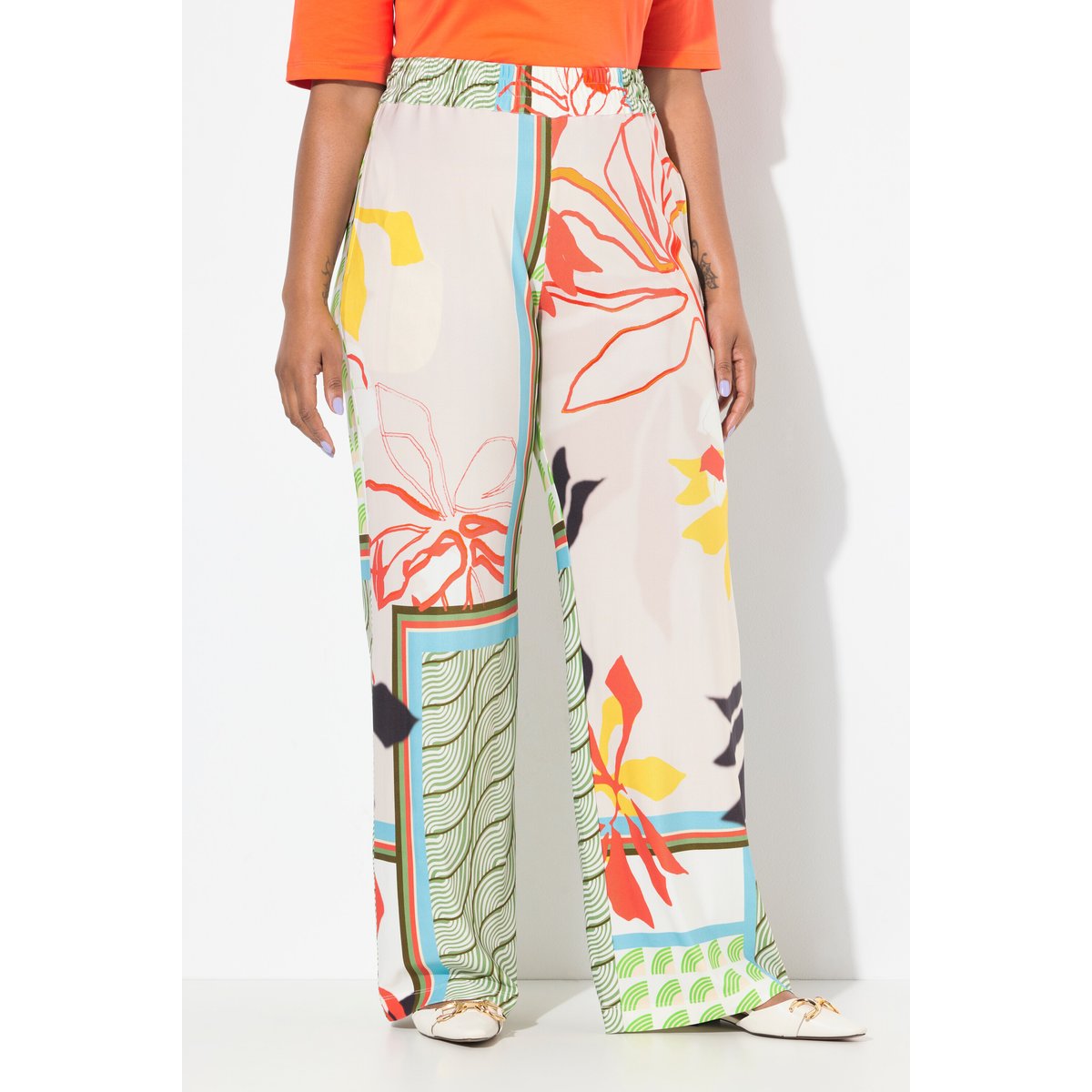 Pantalon fluide. Jambe large et petit pois, ULLA POPKEN