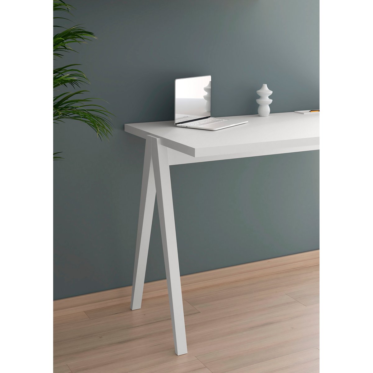 Bureau en placard et hêtre cérusée, COLMAR XL blanc, HERDASA