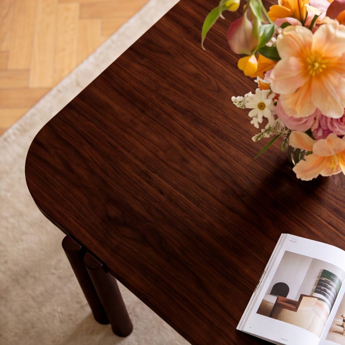 Table à manger en bois de manguier AURALIA bois foncé, MADE IN MEUBLES 