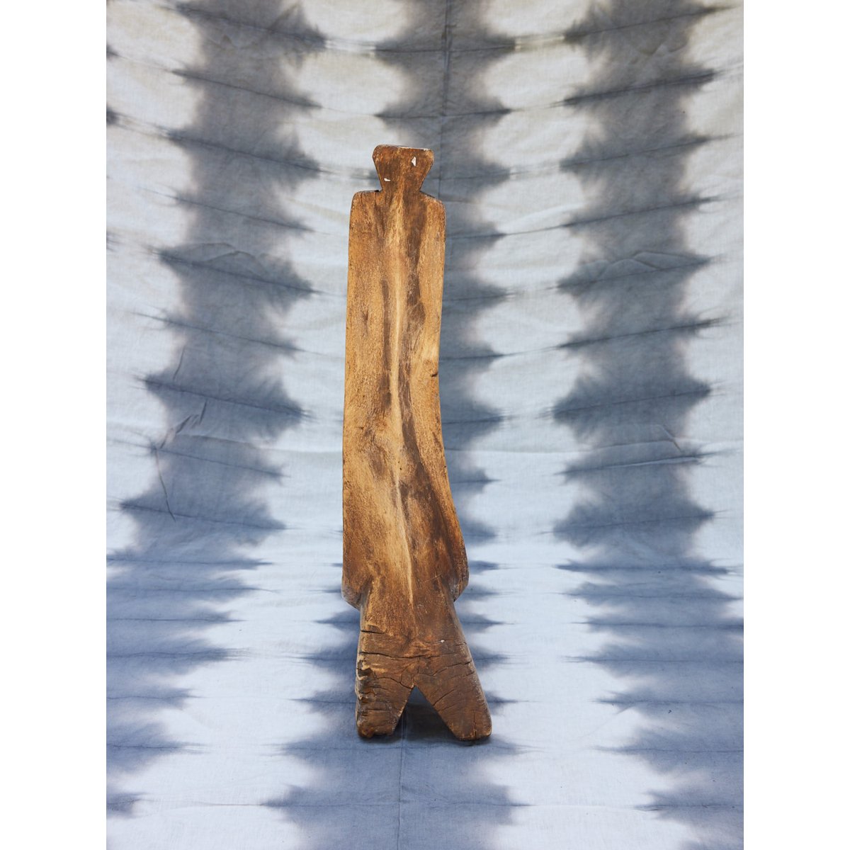 Assise exotique en bois Ernest N°1056 - Bon état bois foncé, DEBONGOUT