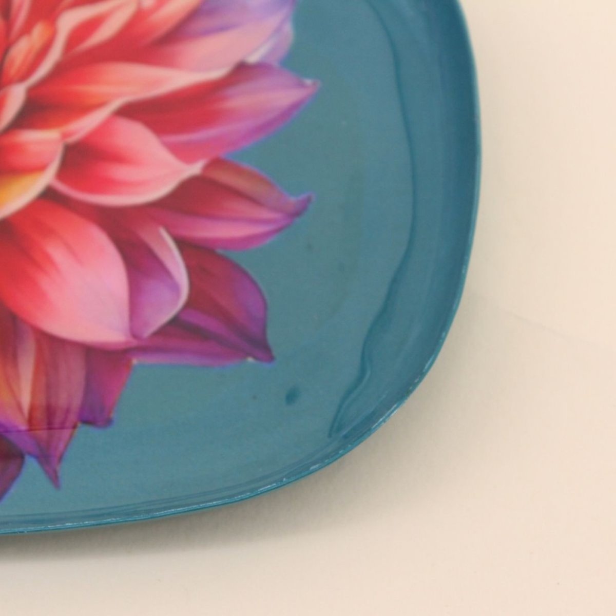 Plateau en métal laqué turquoise fleuri 20x14cm bleu, HASHTAG DECO