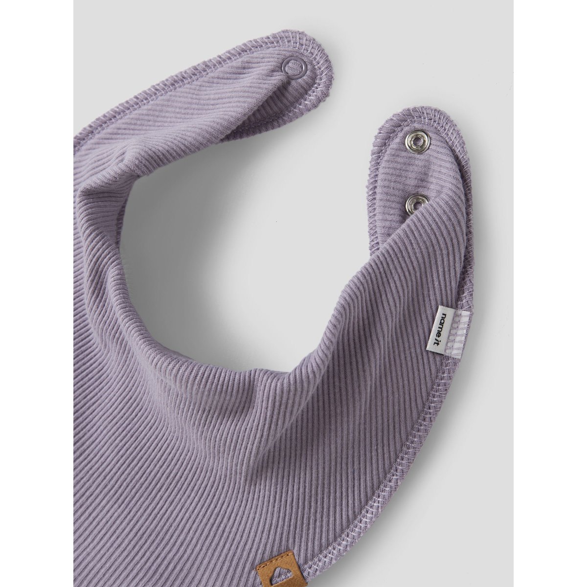 Bavoir Carré violet - mauve shadows1, NAME IT