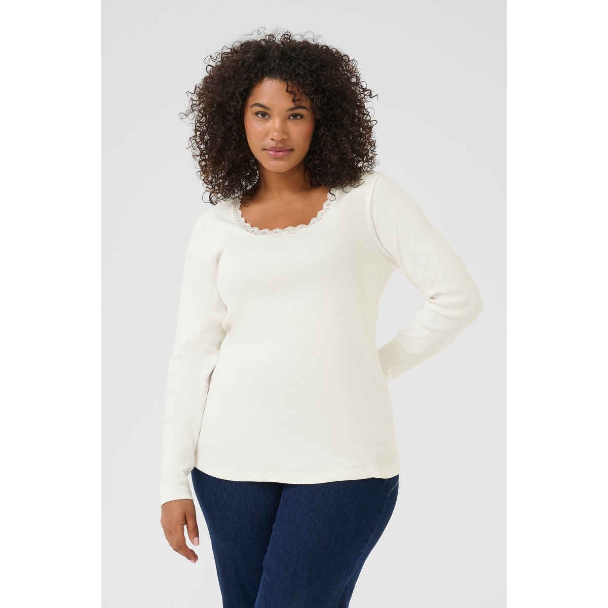 T-shirt blanc chalk, KAFFE CURVE