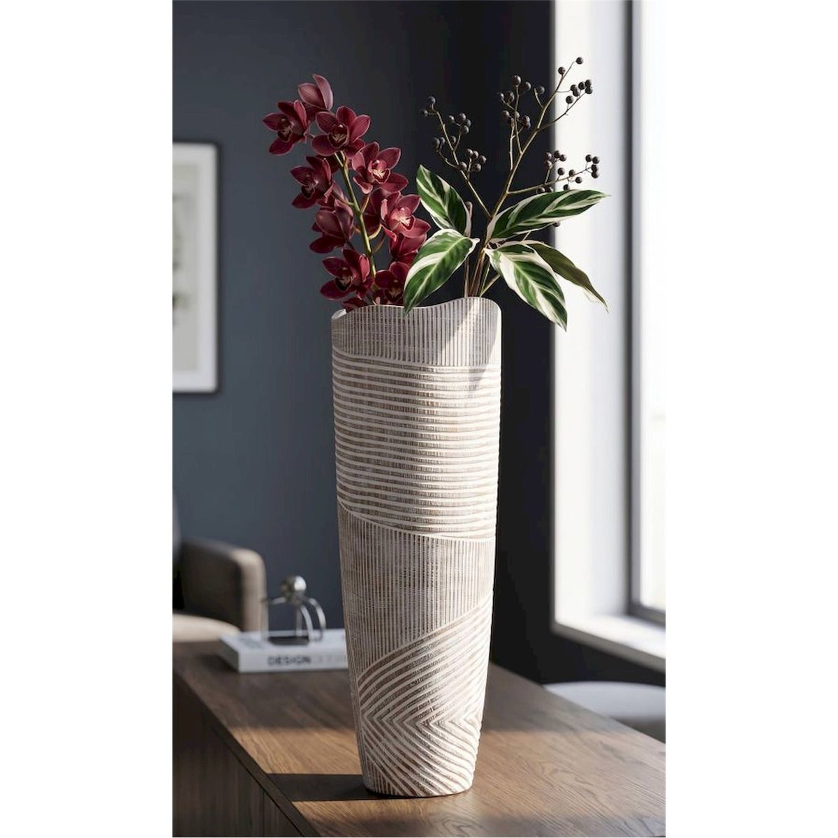 Vase haut sculpté effet bois MODERN blanc patiné, RECOLLECTION