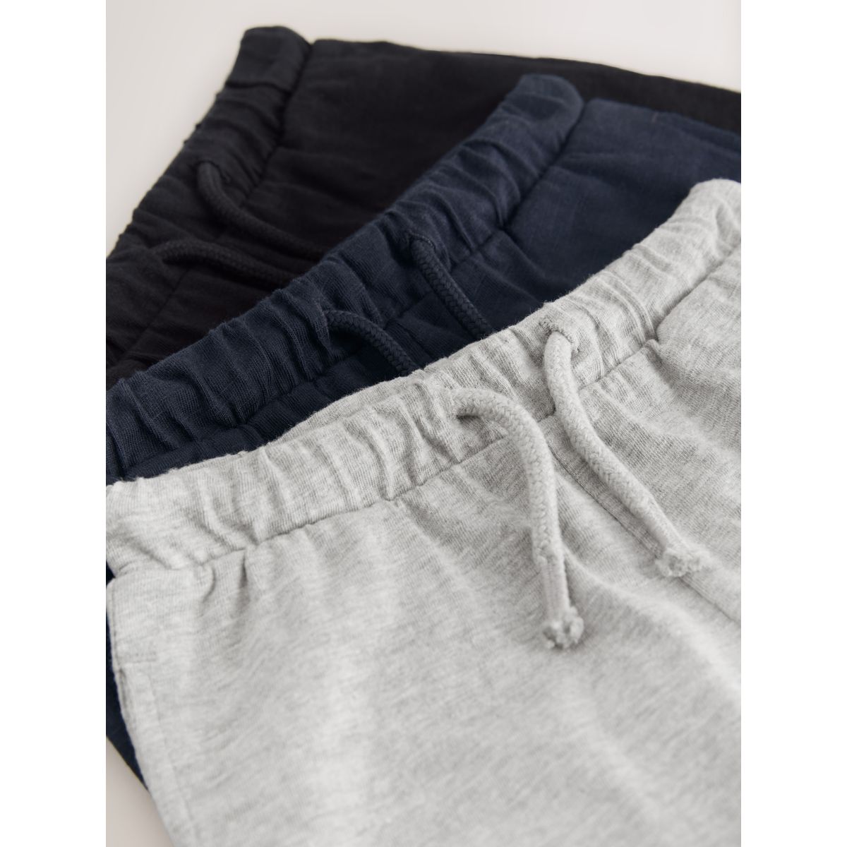 Shorts légers, lot de 3 noir/gris/bleu marine, NEXT