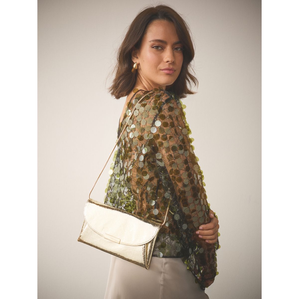 Pochette avec chaîne détachable métallisées, NEXT