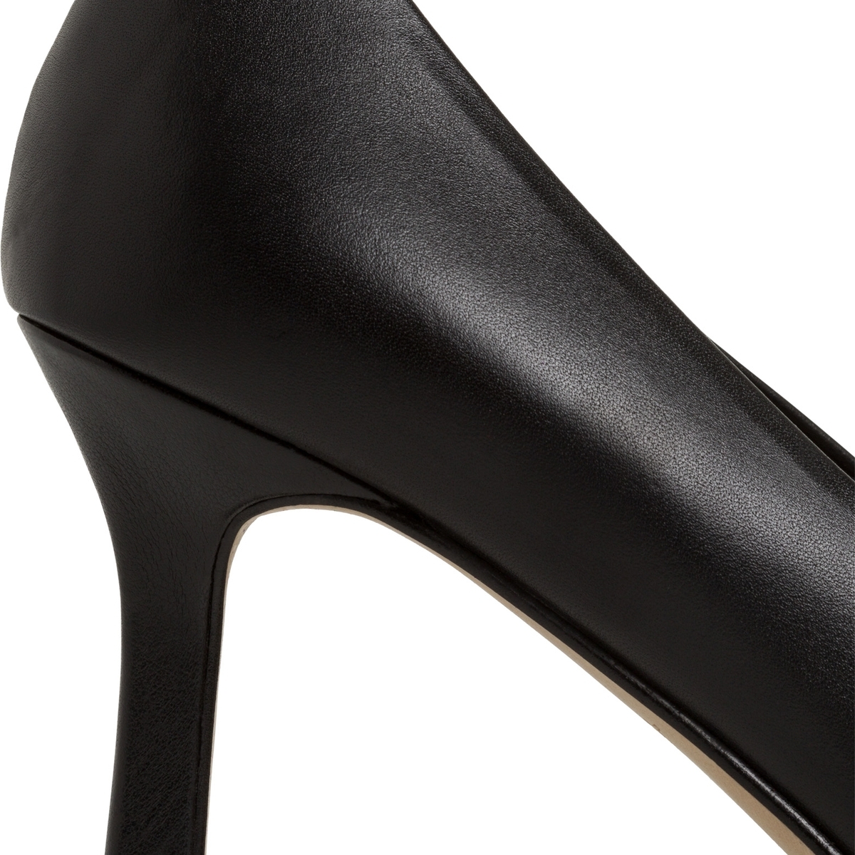 Escarpin en cuir noir cuir, TAMARIS