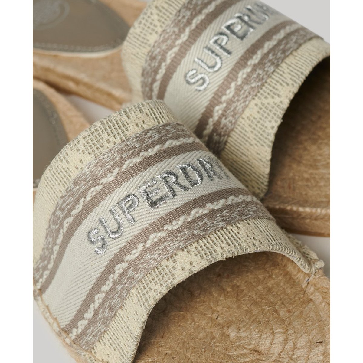 Mules compensées style espadrille en toile gris roche lunaire, SUPERDRY