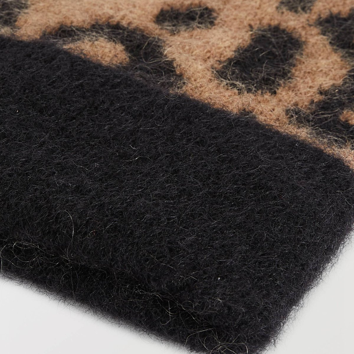 Bonnet imprimé animalier contenant du mohair antilope, MONOPRIX