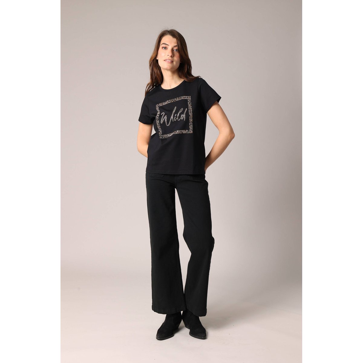 T-shirt « wild » décoré de strass STRASSY noir, DEELUXE