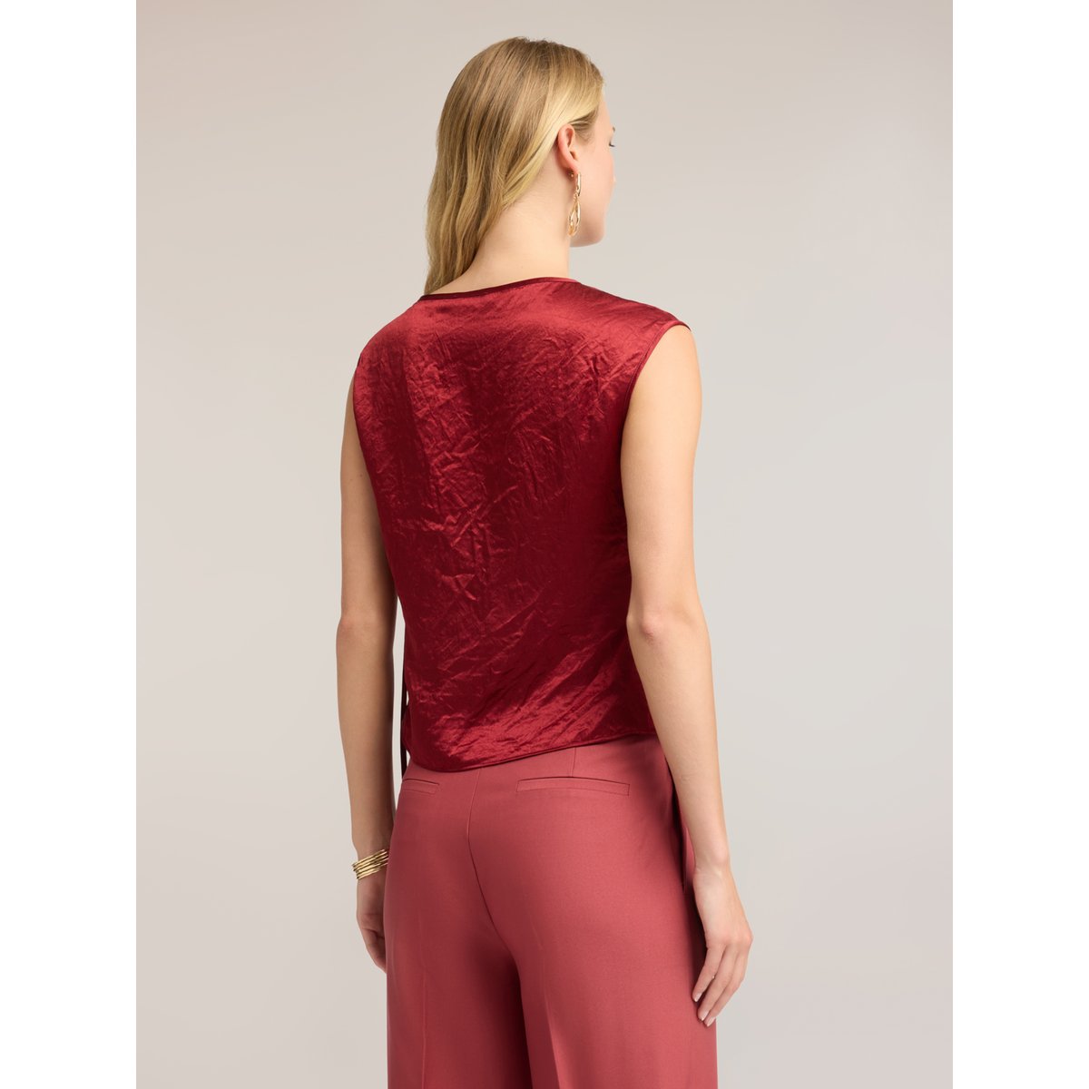 Top avec encolure asymétrique drapée burgundy, MOTIVI