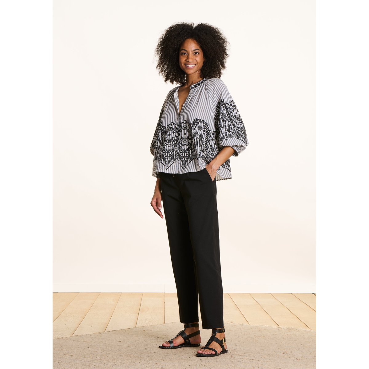 Pantalon coupe carotte noir, LA FEE MARABOUTEE