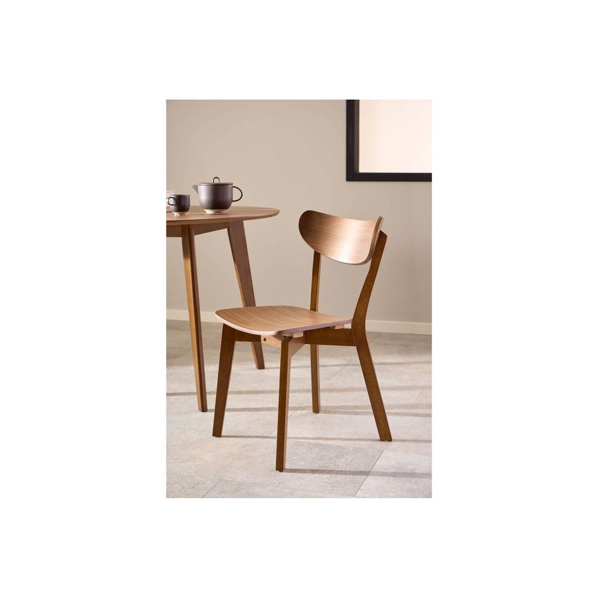 Chaise scandinave en bois finition noyer (lot de 2) - LETA bois foncé, HELLIN, DEPUIS 1862