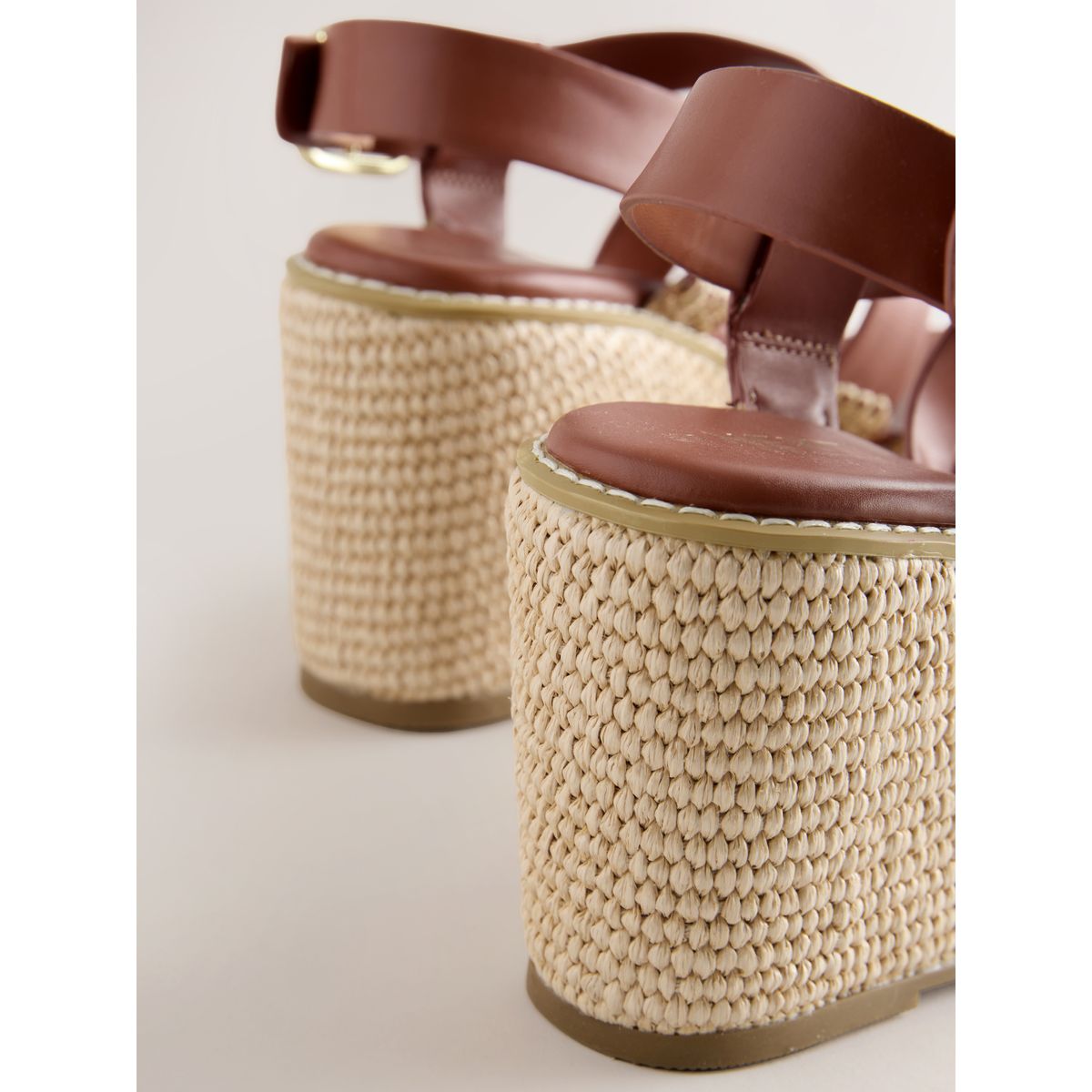 Mules compensées en raphia forever comfort® marron fauve, NEXT