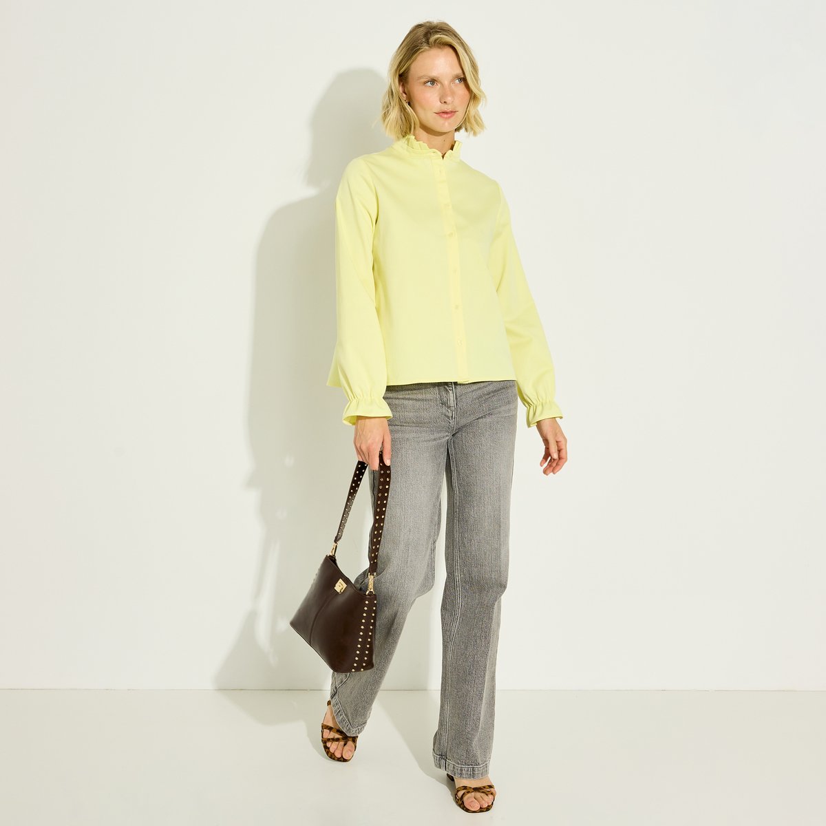 Chemise unie col montant volanté jaune, GRAIN DE MALICE