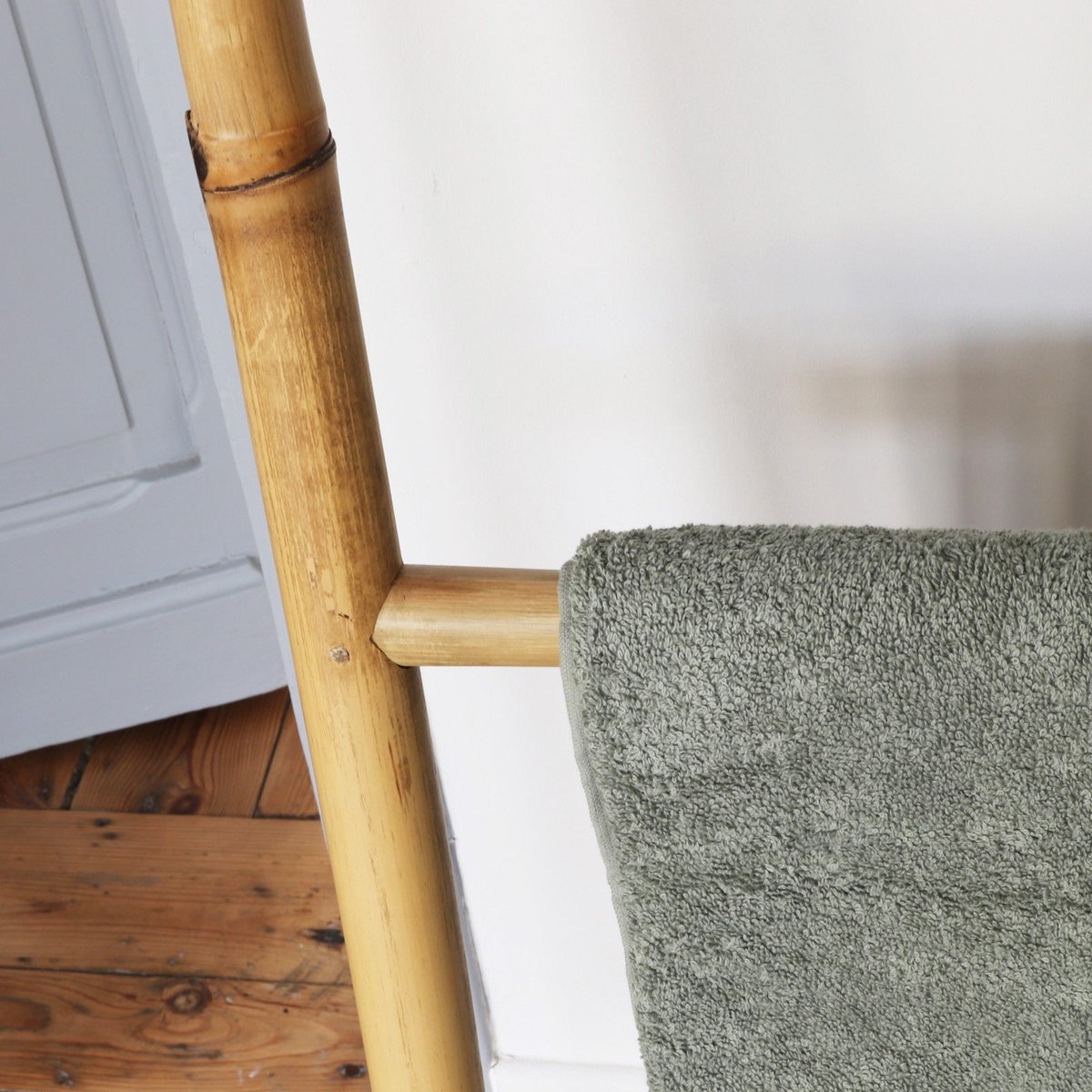Echelle porte-serviette en bois de bambou CLARA naturel, BERAH GETAH