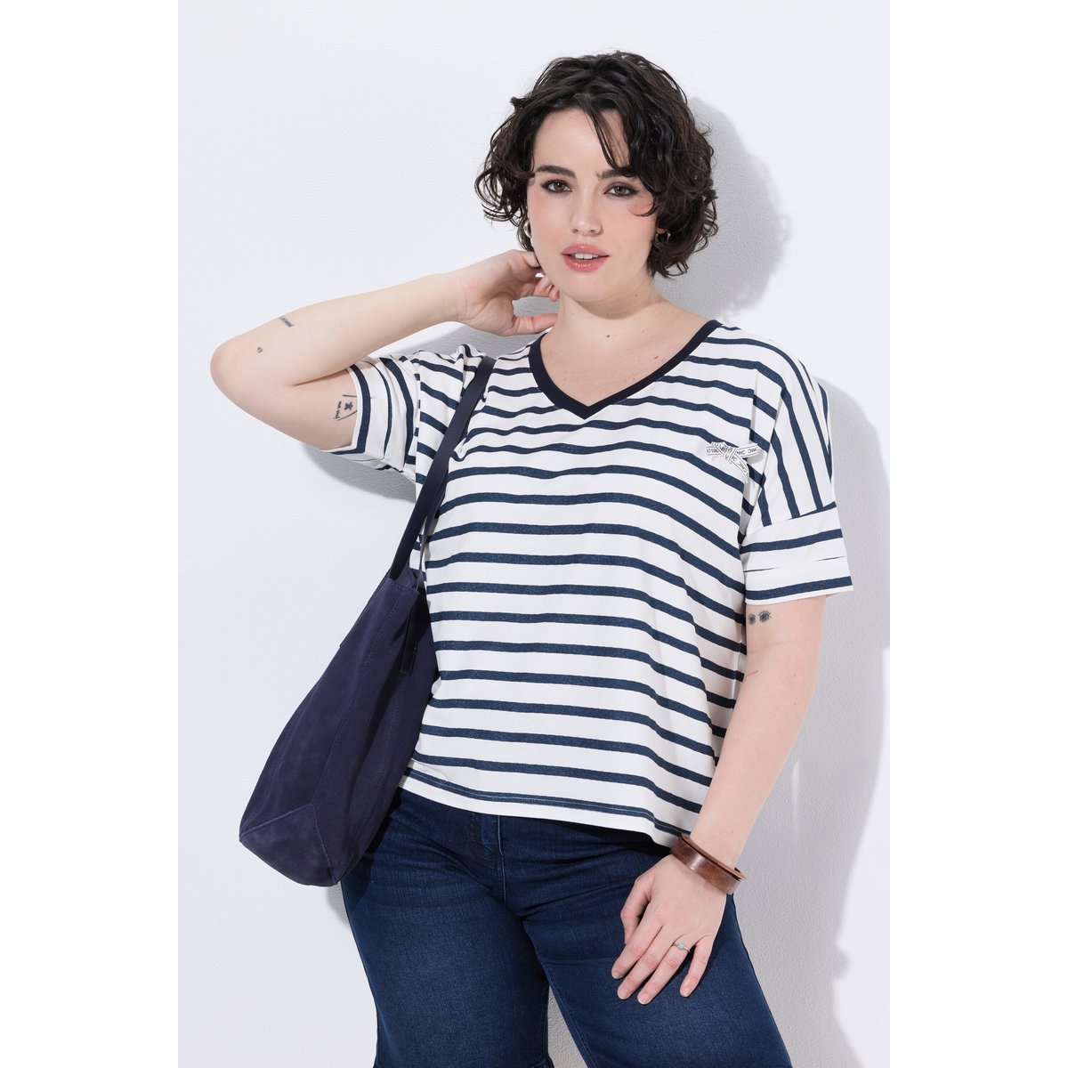 T-shirt, rayures, nœud, col en V marine, ULLA POPKEN