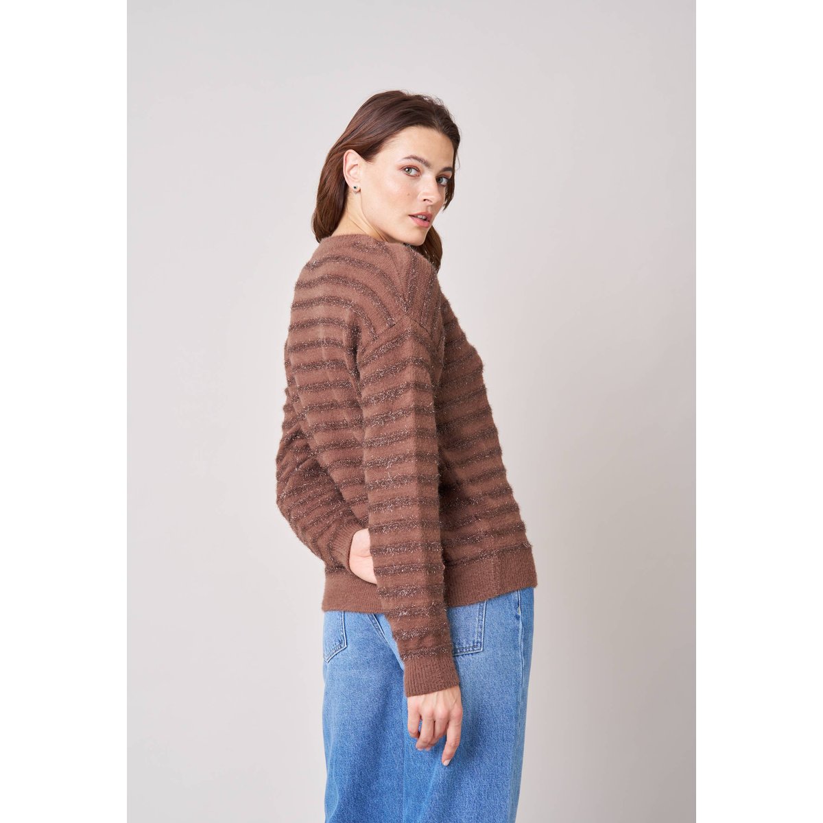 Pull femme ample duveteux rayures brillantes MILIENA marron clair, DEELUXE