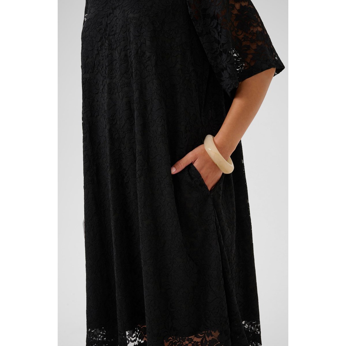 Robe noir, CULTURE