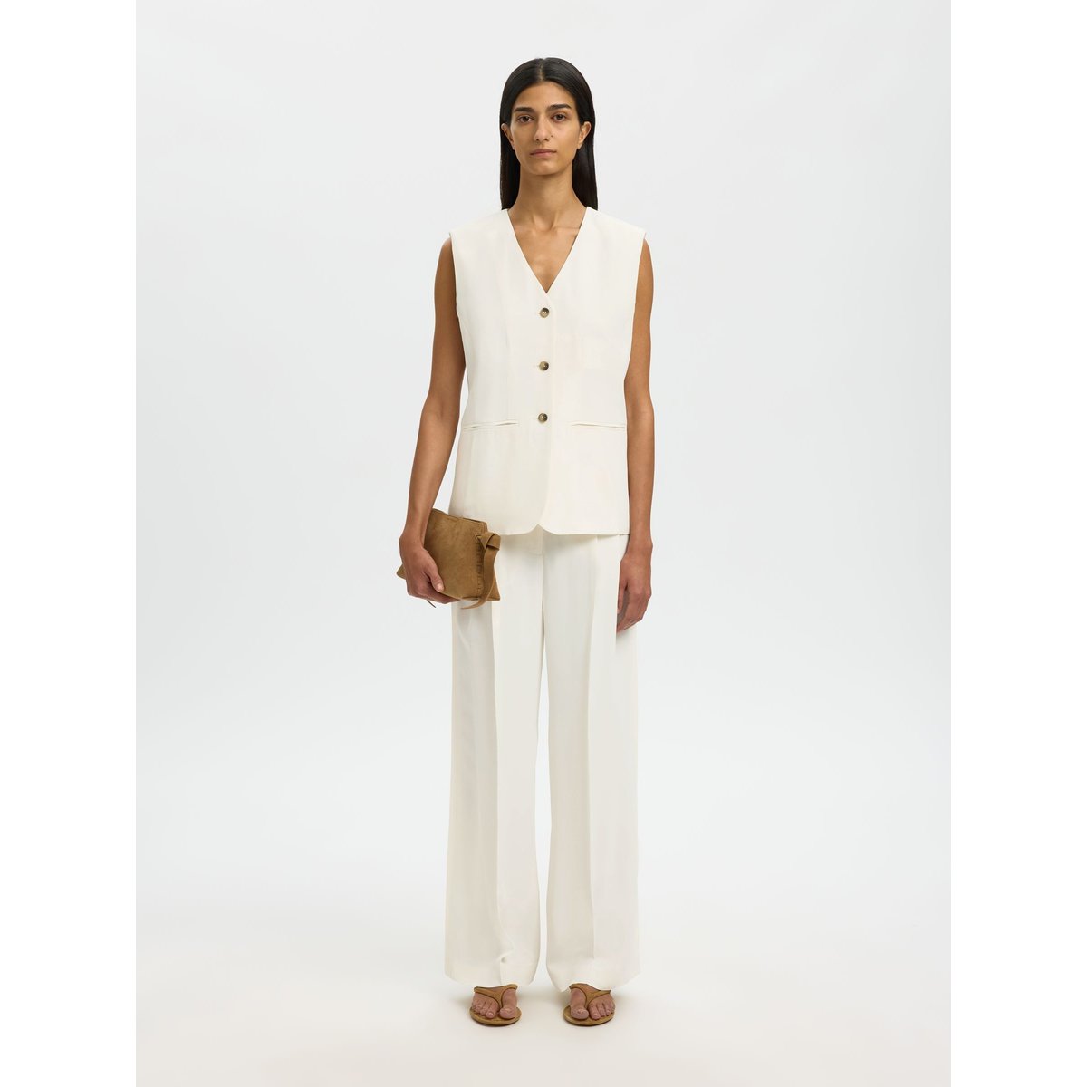 Gilet egret, SELECTED