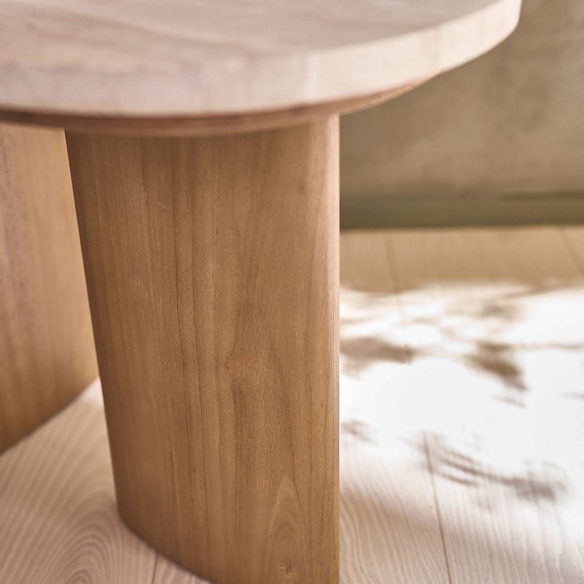 Table d'appoint en teck massif et marbre CALMA blanc, BERAH GETAH