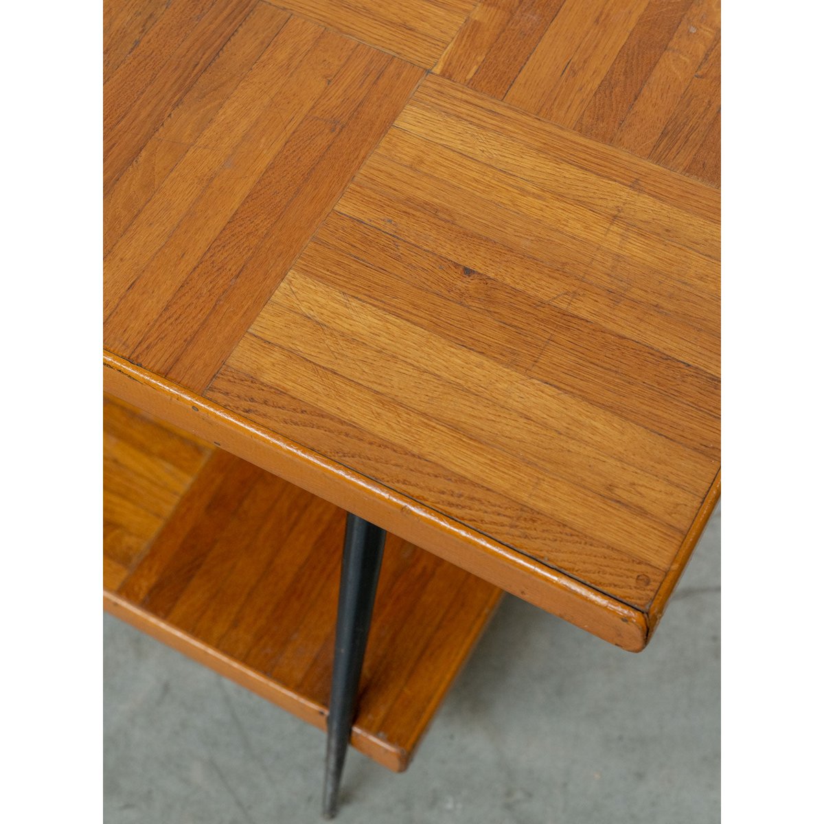 Table d'appoint en bois et métal noir Hanna N°1615 - Bon état bois clair, DEBONGOUT