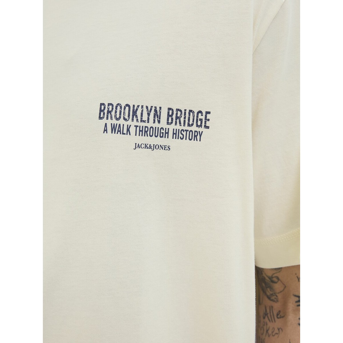 T-shirt col rond imprimé dos crème, JACK & JONES