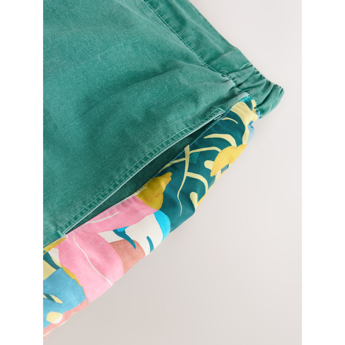 Boardshort à empiècement imprimé edit vert, NEXT