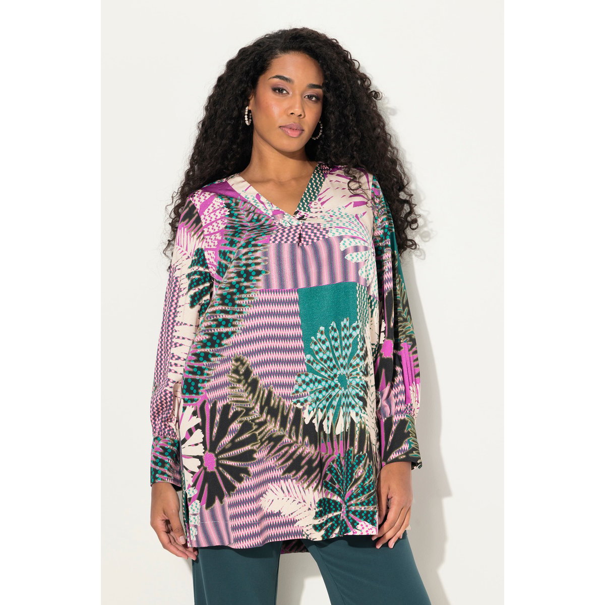 Blouse à fleurs vert foncé, ULLA POPKEN