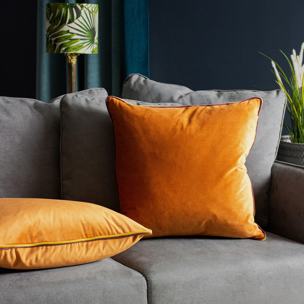 Gemini Velvet Filled Cushion 50x50cm pumpkin, FURN.