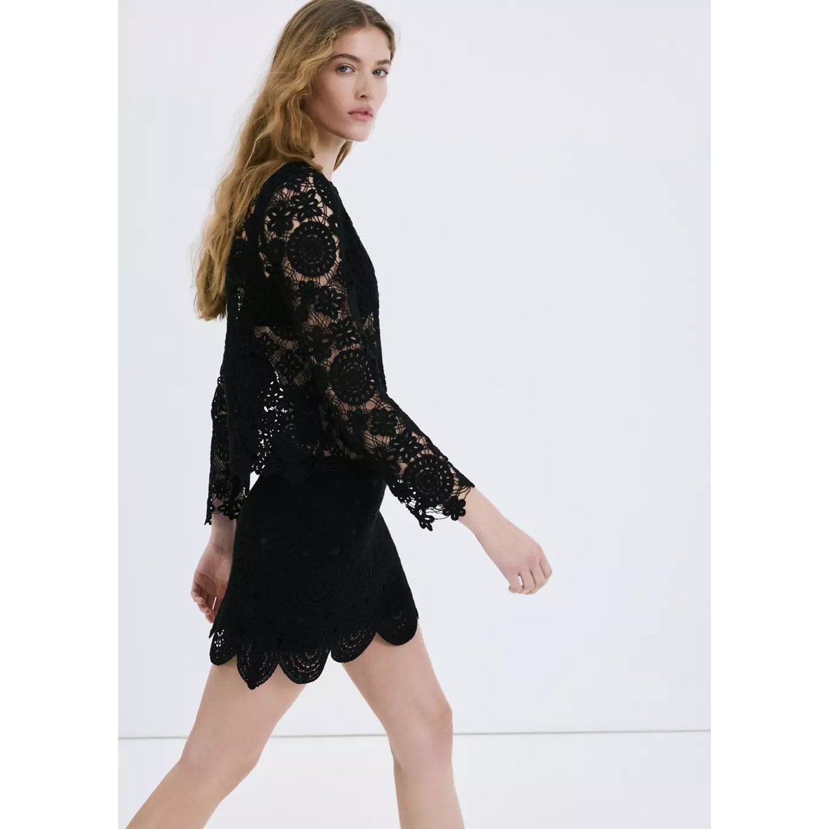 Minijupe crochet noir, MANGO