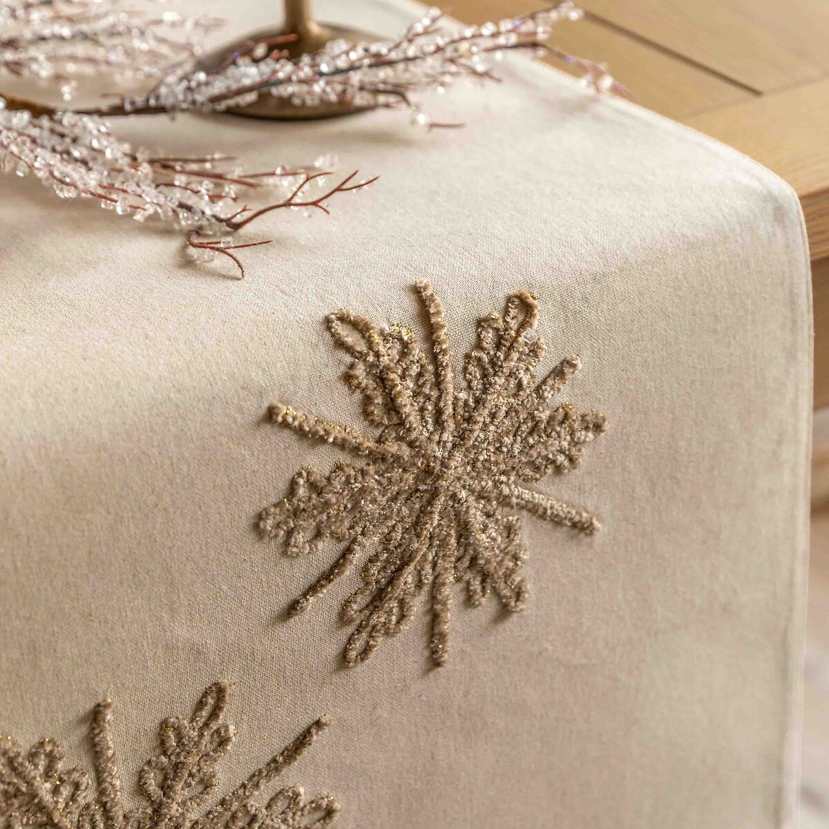 Snowflake Table Runner 36x180cm cream, ÉDITÉ