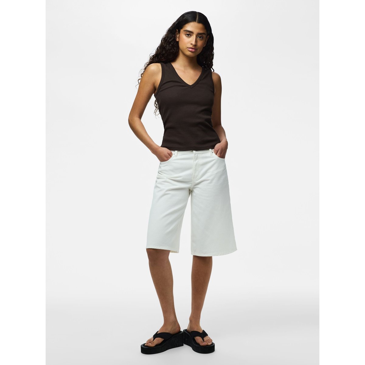 Bermuda blanc - bright white1, PIECES
