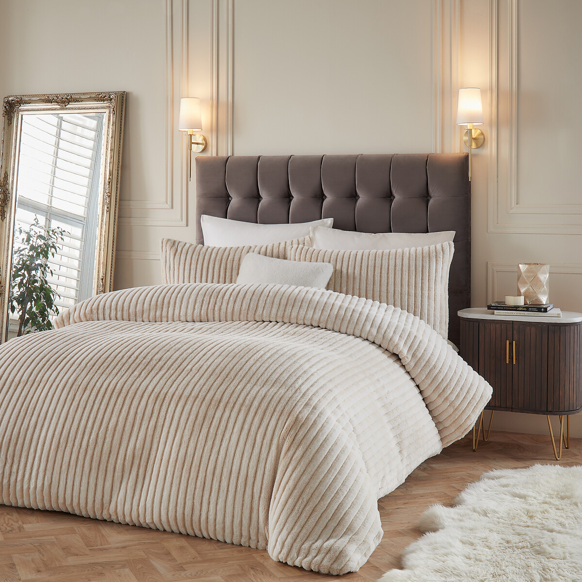 Alpine Striped Faux Fur Duvet Cover and Pillowcase Set champagne, PAOLETTI