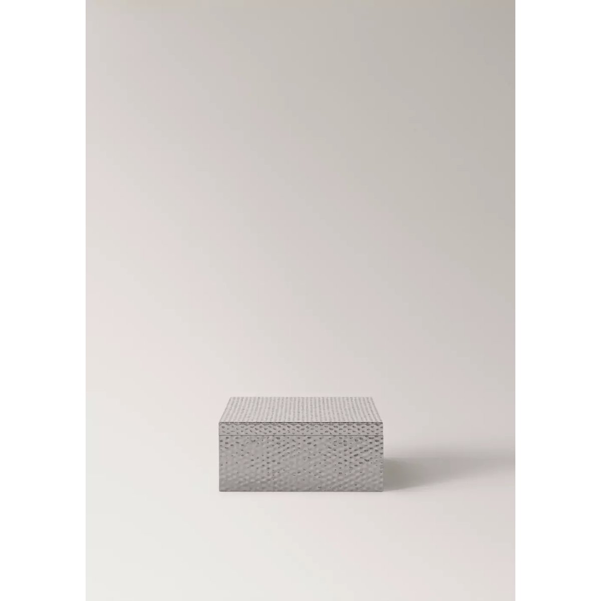 Boîte métal moyenne en métal martelé argent, MANGO HOME