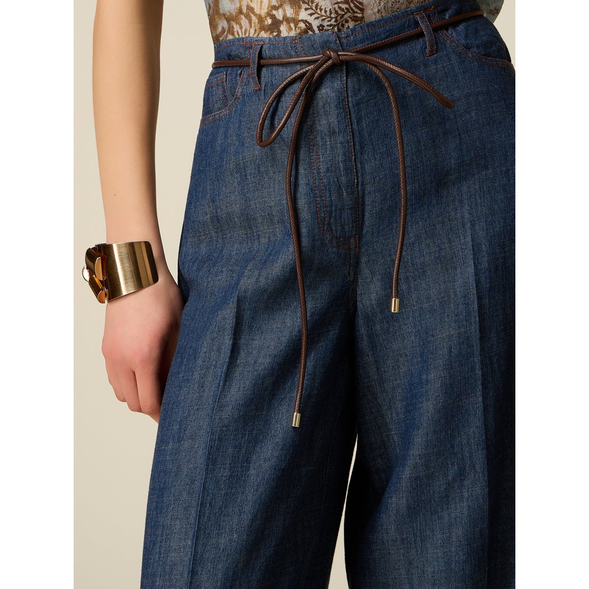 Pantalon palazzo bleu, OLTRE
