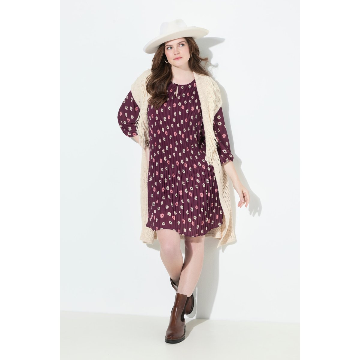 Robe plissée doublée, motif à fleurs rouge vin foncé, ULLA POPKEN