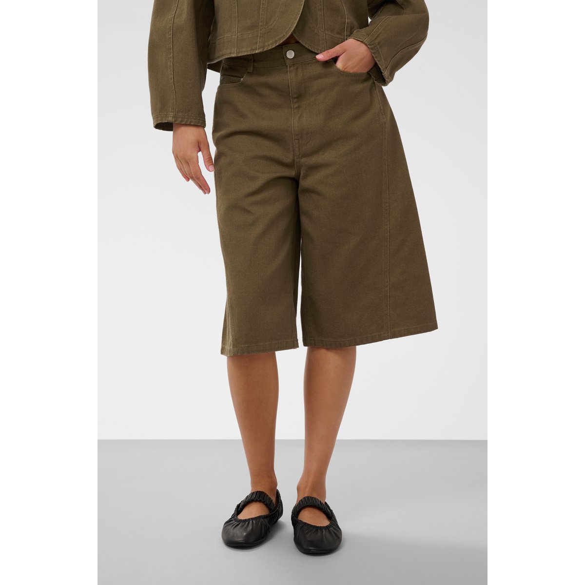 Shorts Casual vert beech, SOAKED IN LUXURY