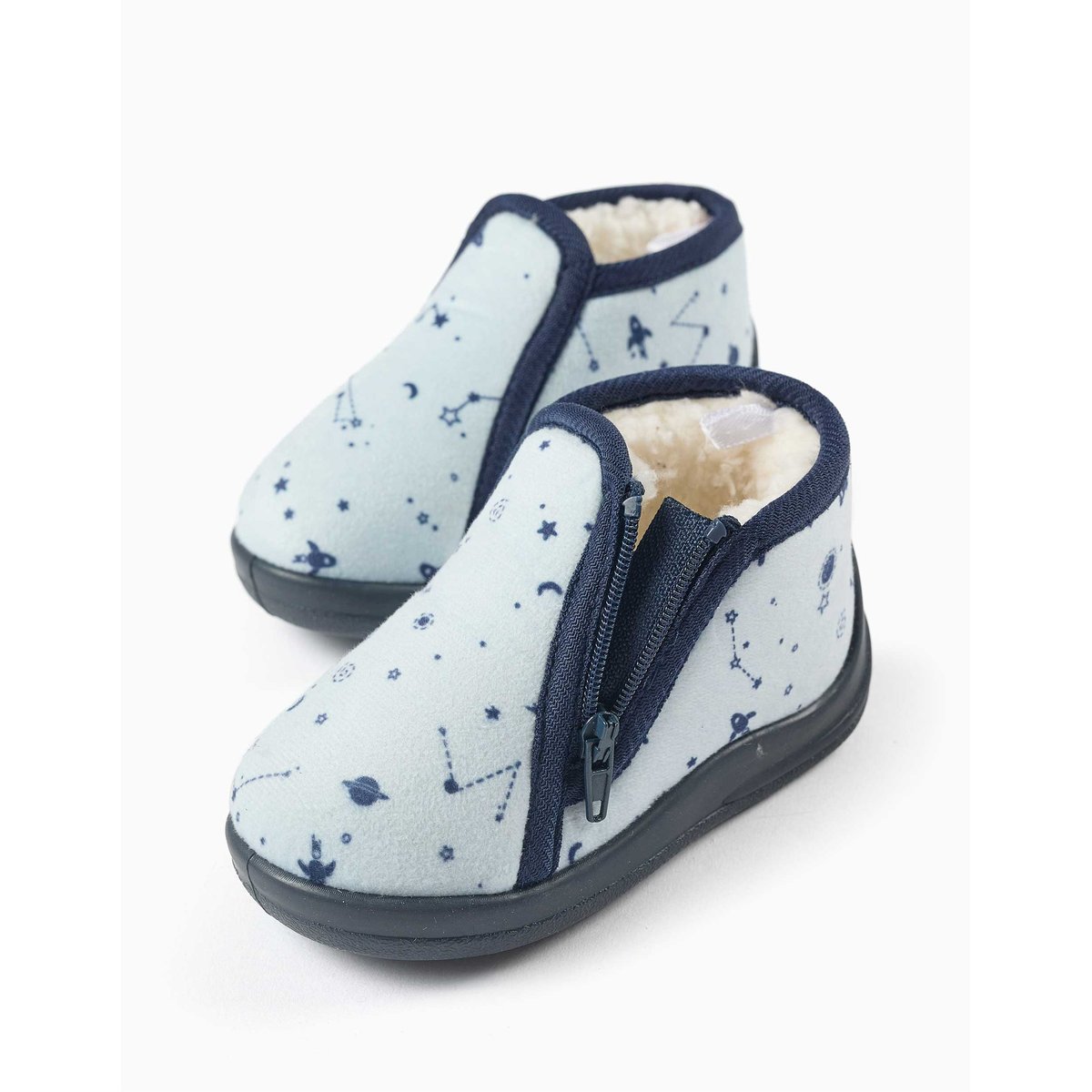 Chaussons en velours avec motif espace bleu clair, ZIPPY